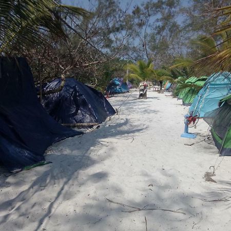 Sandbank Restaurant & Camping Koh Rong Kaoh Touch Экстерьер фото