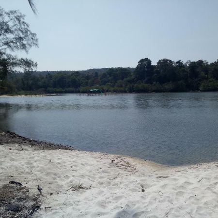 Sandbank Restaurant & Camping Koh Rong Kaoh Touch Экстерьер фото
