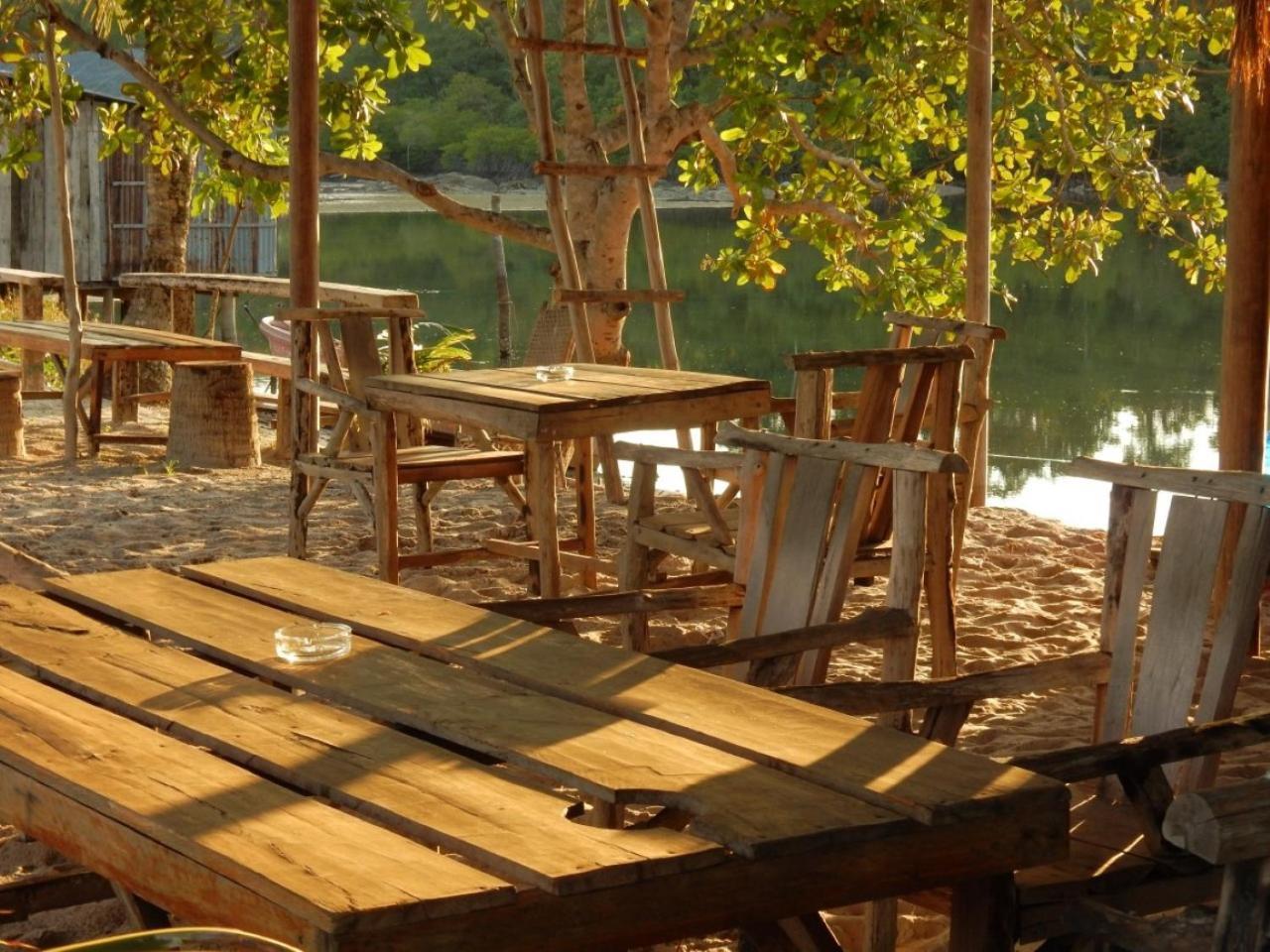 Sandbank Restaurant & Camping Koh Rong Kaoh Touch Экстерьер фото