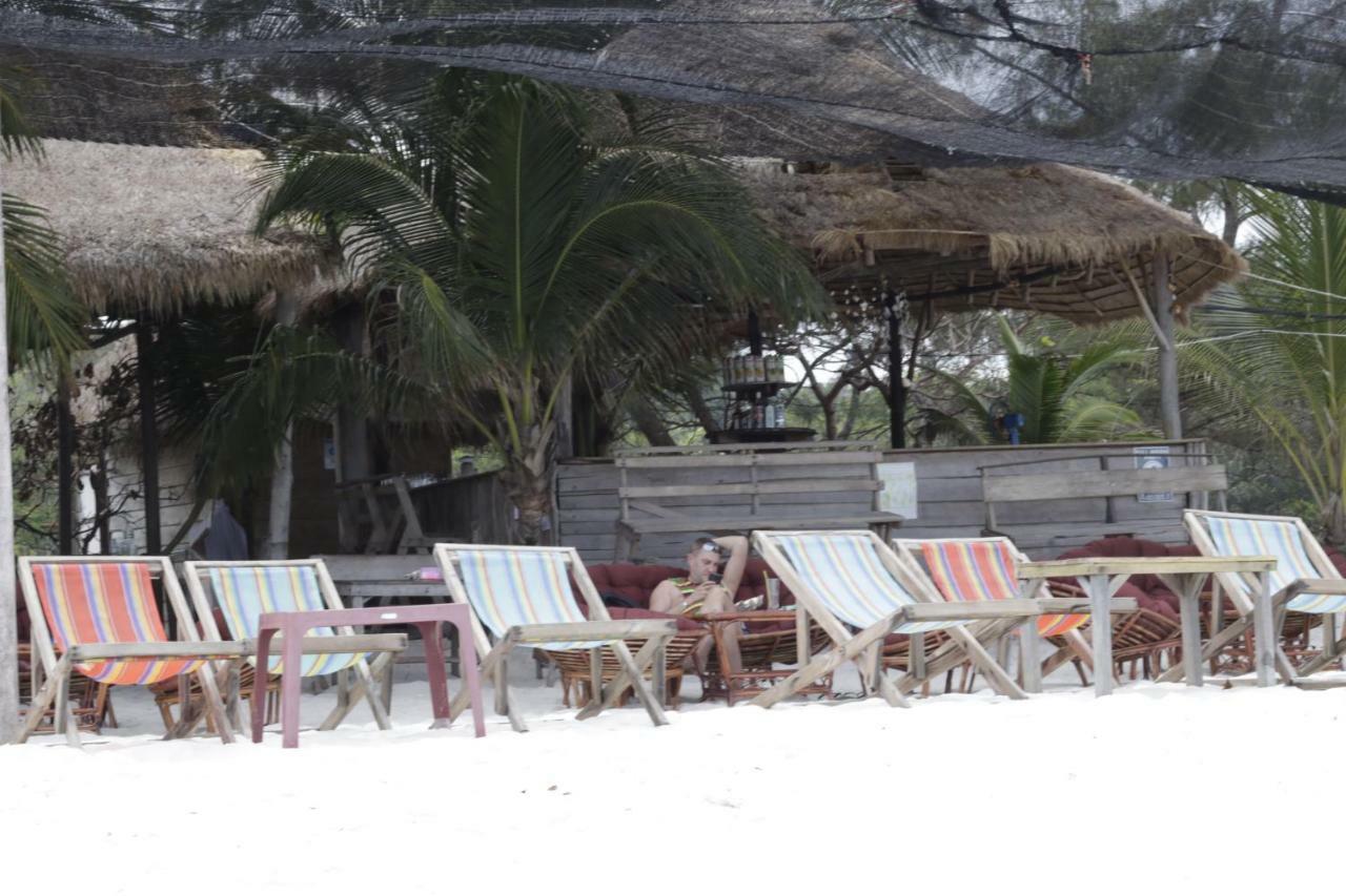 Sandbank Restaurant & Camping Koh Rong Kaoh Touch Экстерьер фото
