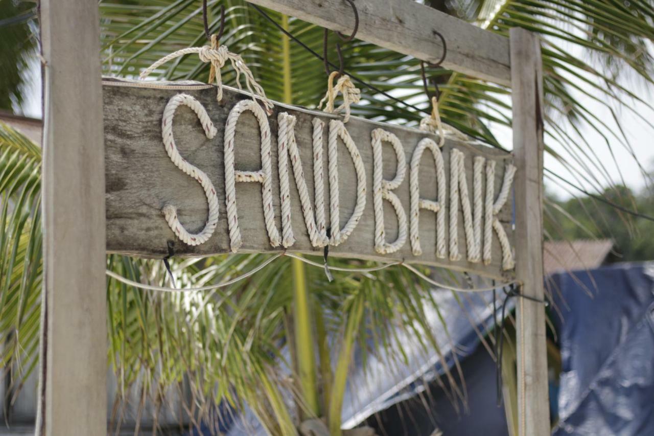 Sandbank Restaurant & Camping Koh Rong Kaoh Touch Экстерьер фото